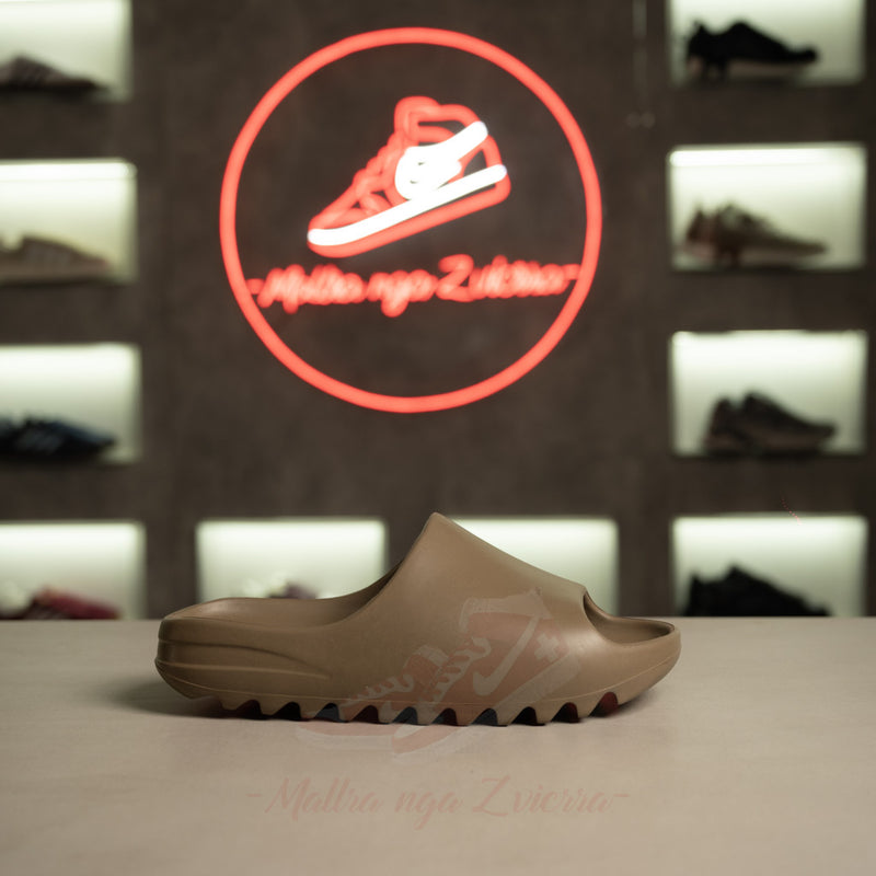 Adidas Yeezy Slide “Okër”