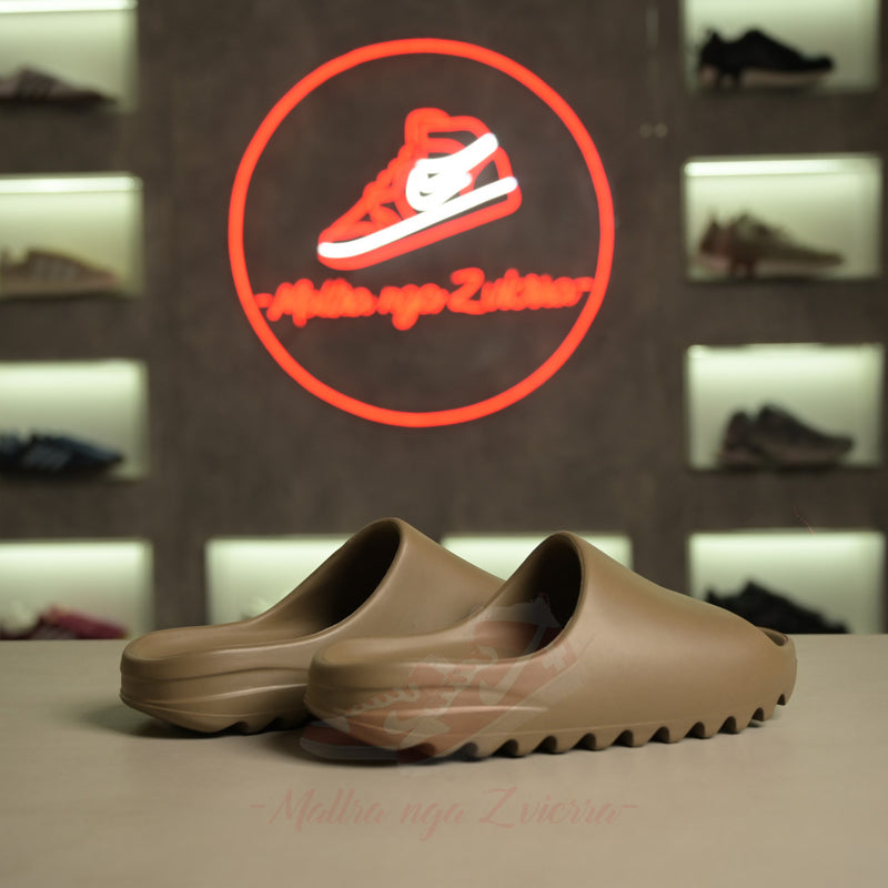 Adidas Yeezy Slide “Okër”