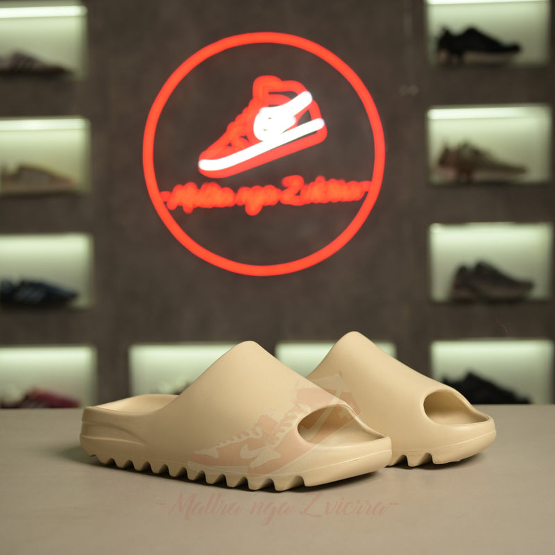Adidas Yeezy Slide “Resin”