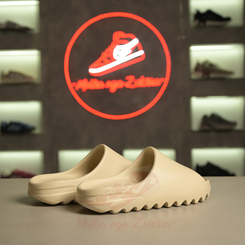 Adidas Yeezy Slide “Resin”
