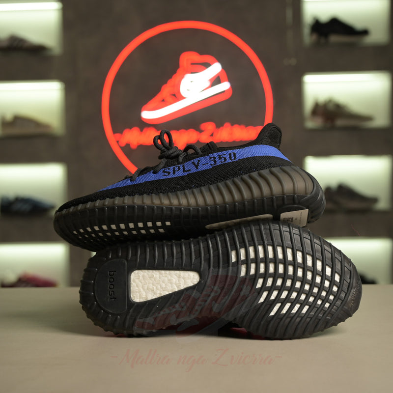 Adidas Yeezy 350 i Zi dhe Blu