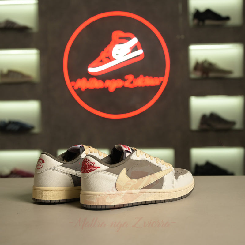 Travis Scott x Air Jordan 1 Low OG "Reverse Mocha"