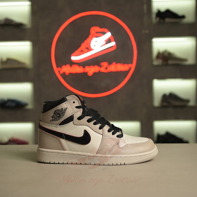 Air Jordan 1 High "Milan".