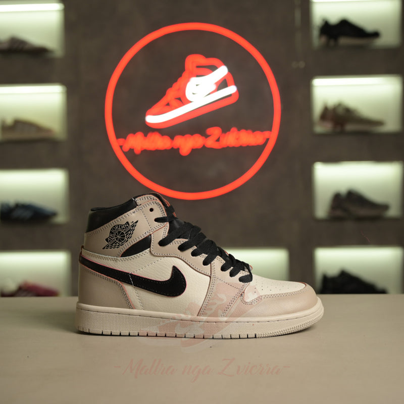 Air Jordan 1 High "Milan".