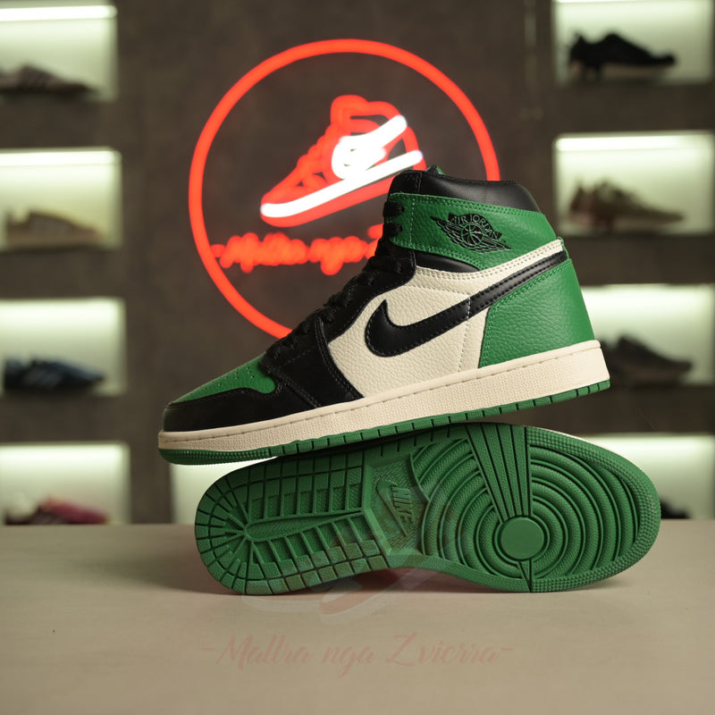 Air Jordan 1 Retro High OG "Pine Green"