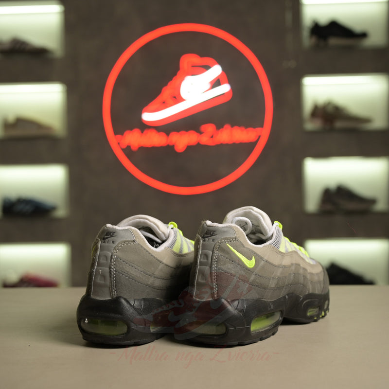 Nike Air Max 95 "Neon"
