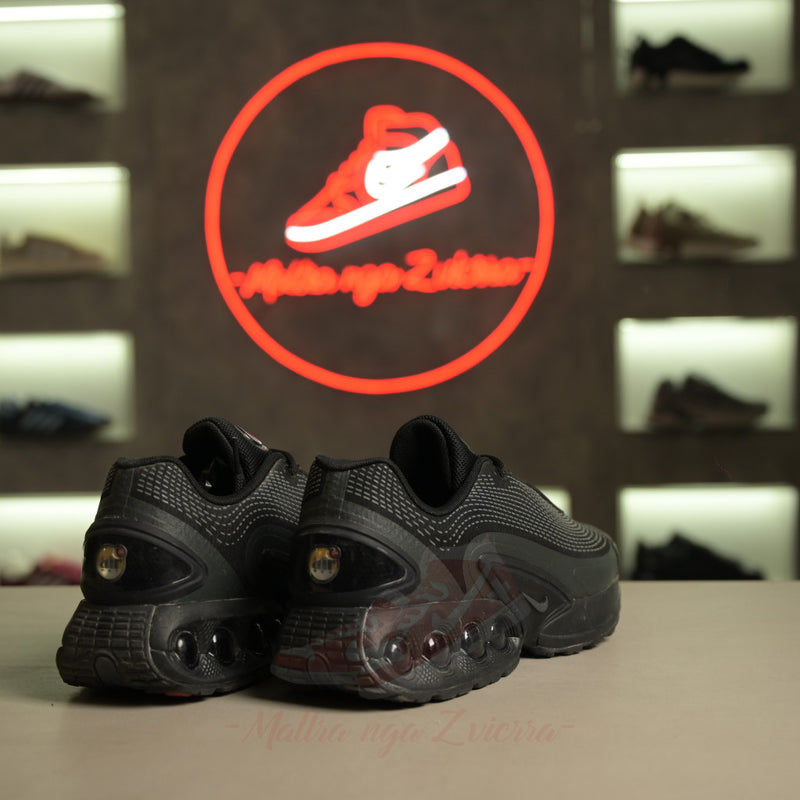Nike Air Max Dn Triple Black