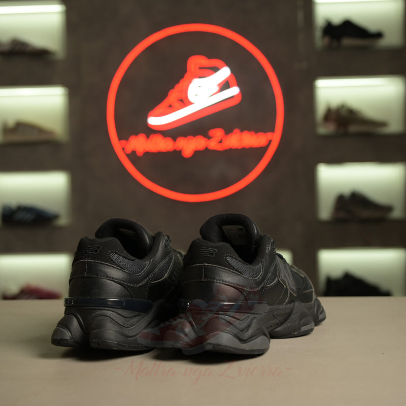 New Balance 9060 Lëkurë e Zezë
