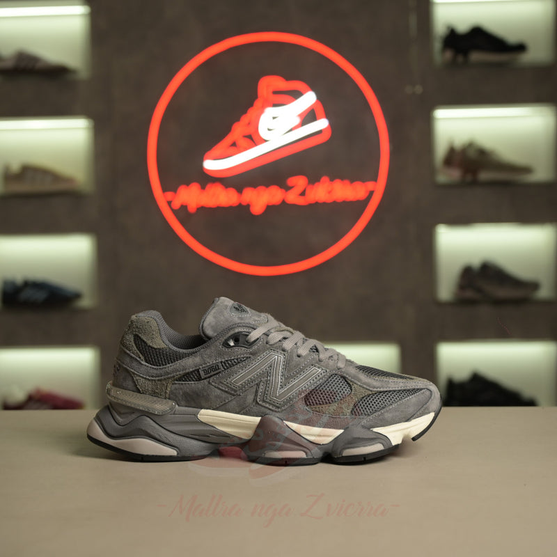 New Balance 9060 "Gri i Ftohtë"