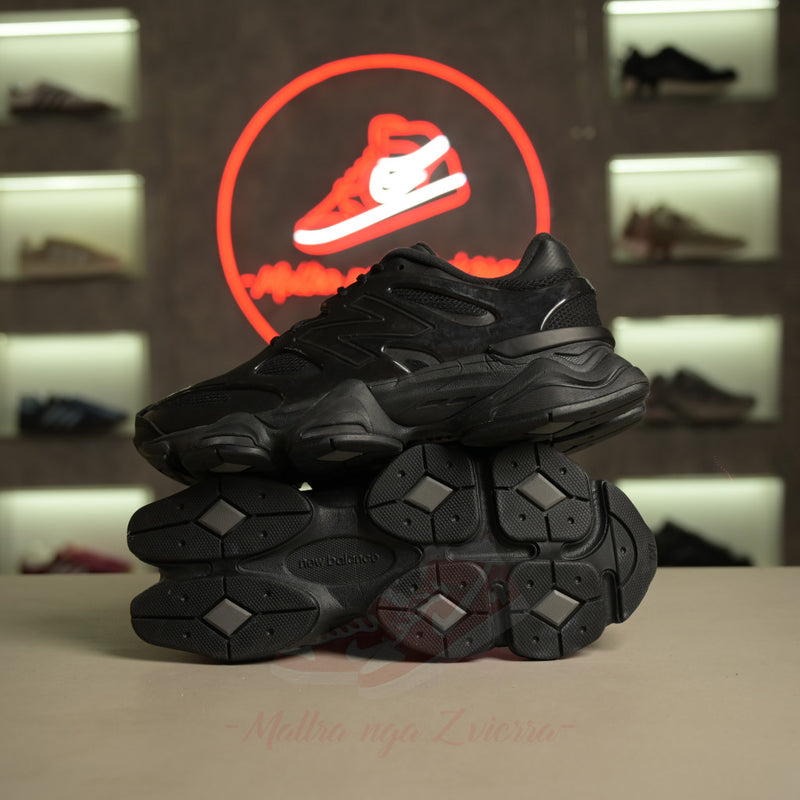 New Balance 9060 "Macja e Zezë në Kafaz"