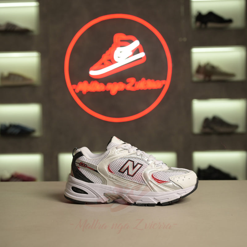 New Balance 530 E Bardhë / E Kuqe / E Zezë