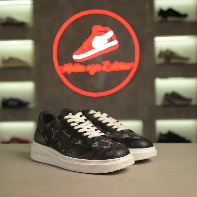 Atlete Louis Vuitton Beverly Hills e Zezë dhe Kafe