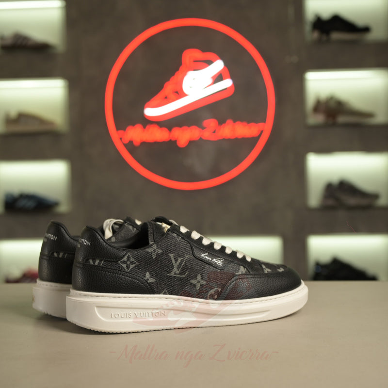Atlete Louis Vuitton Beverly Hills e Zezë dhe Kafe