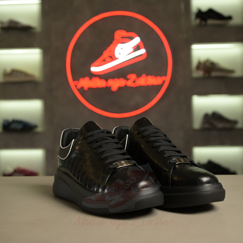Atlete lëkure gjarpri Philipp Plein