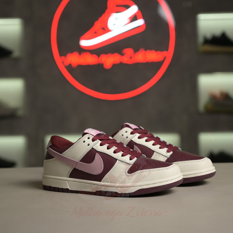 Nike Dunk Low Valentine’s Day