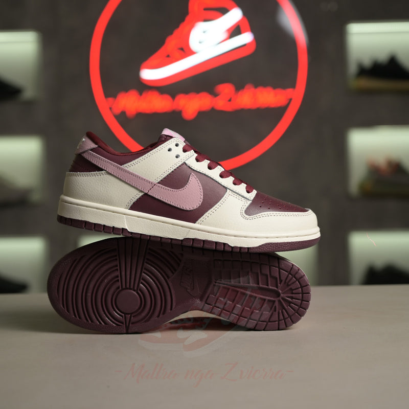 Nike Dunk Low Valentine’s Day