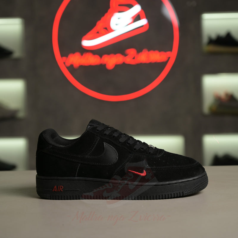 Nike Air Force 1 Low E Zezë/E Kuqe e Ndritshme"