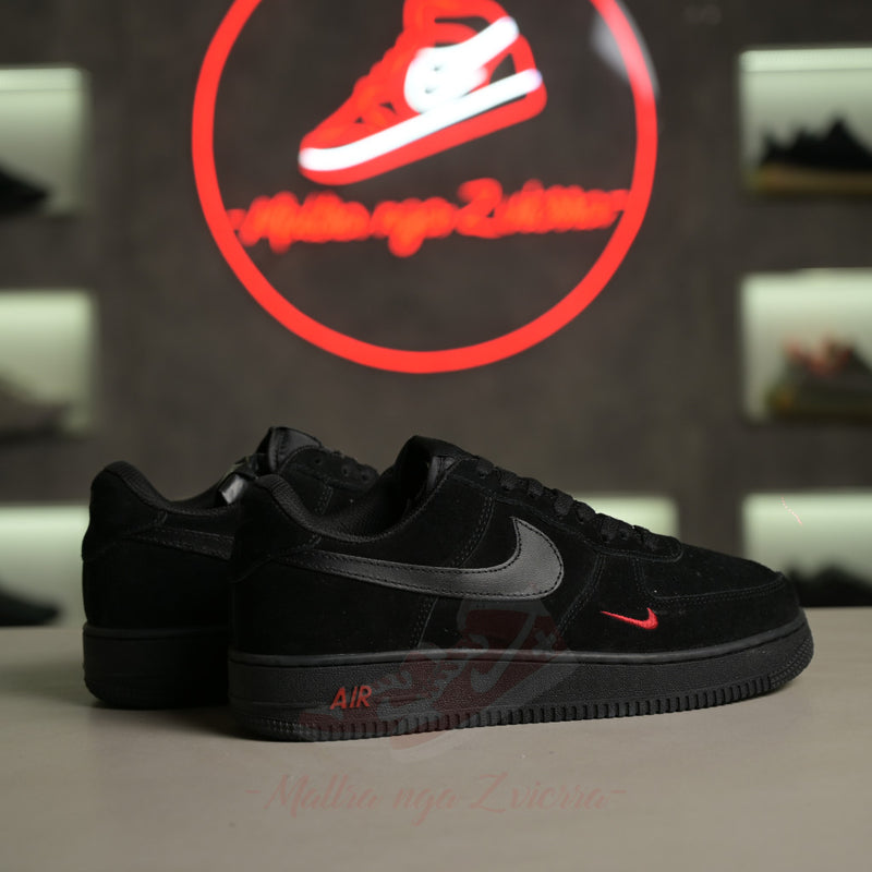 Nike Air Force 1 Low E Zezë/E Kuqe e Ndritshme"