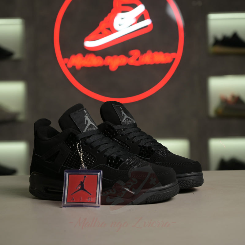 Air Jordan 4 Retro "Black Cat"