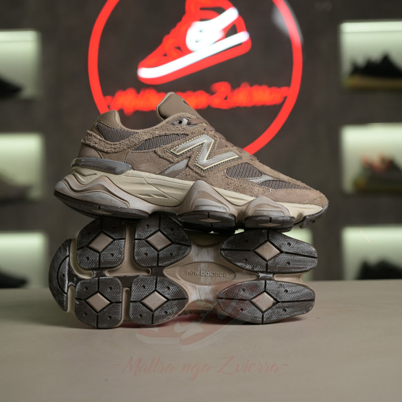 New Balance 9060 Ngjyrë Kërpudhe: