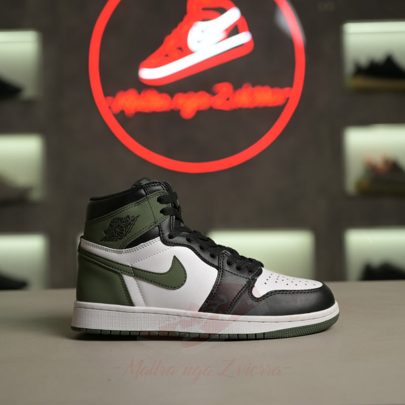 Air Jordan 1 High OG "Clay Green".