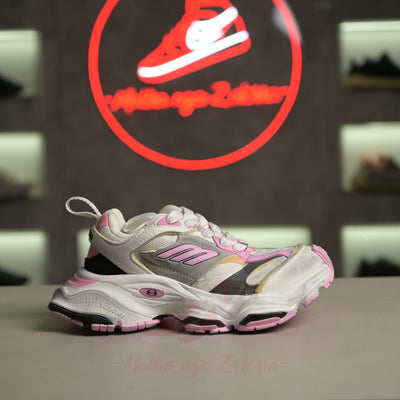 balenciaga cargo distressed pink