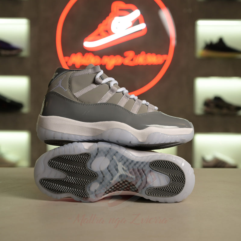 Air Jordan 11 Retro "Cool Grey"