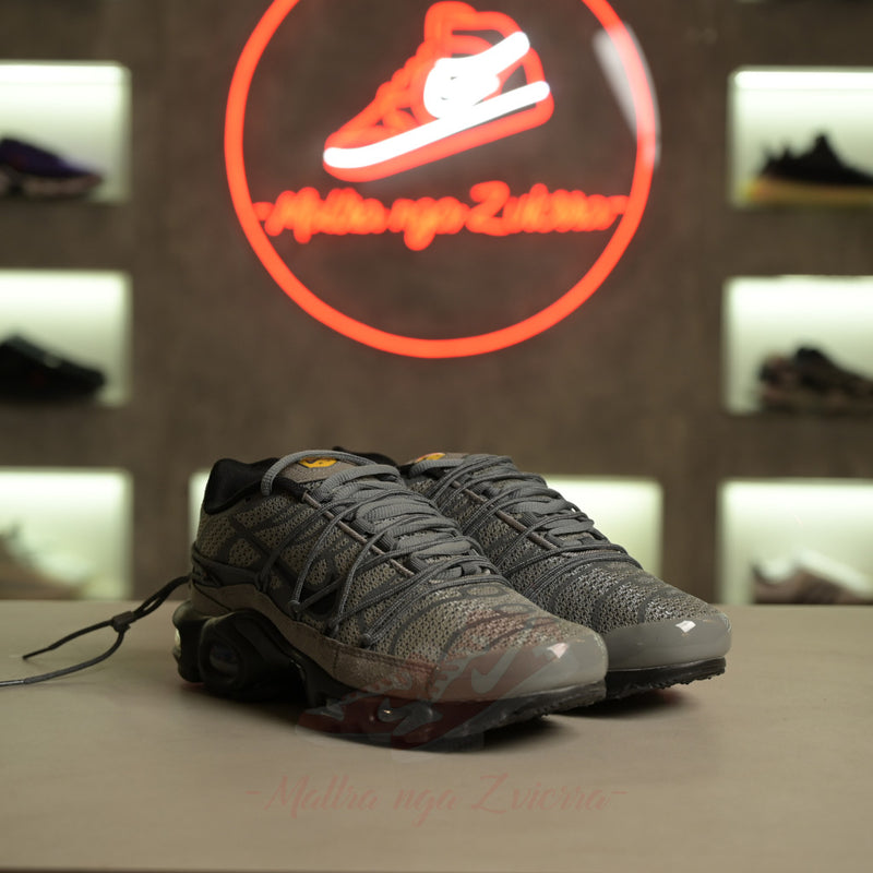 Nike Air Max Plus Utility “Wolf Grey Black”