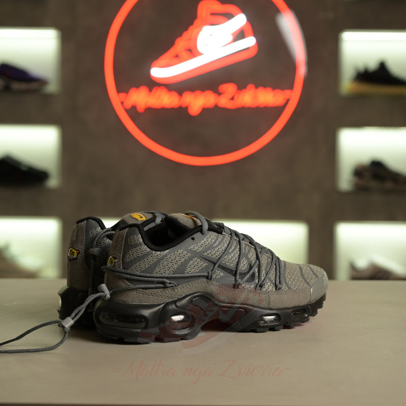 Nike Air Max Plus Utility “Wolf Grey Black”