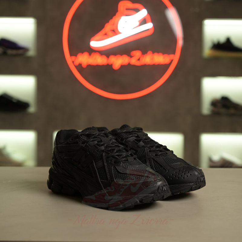 New Balance 1906 Triple Black
