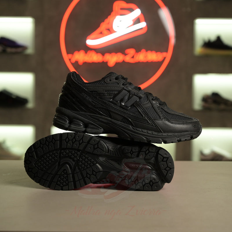 New Balance 1906 Triple Black