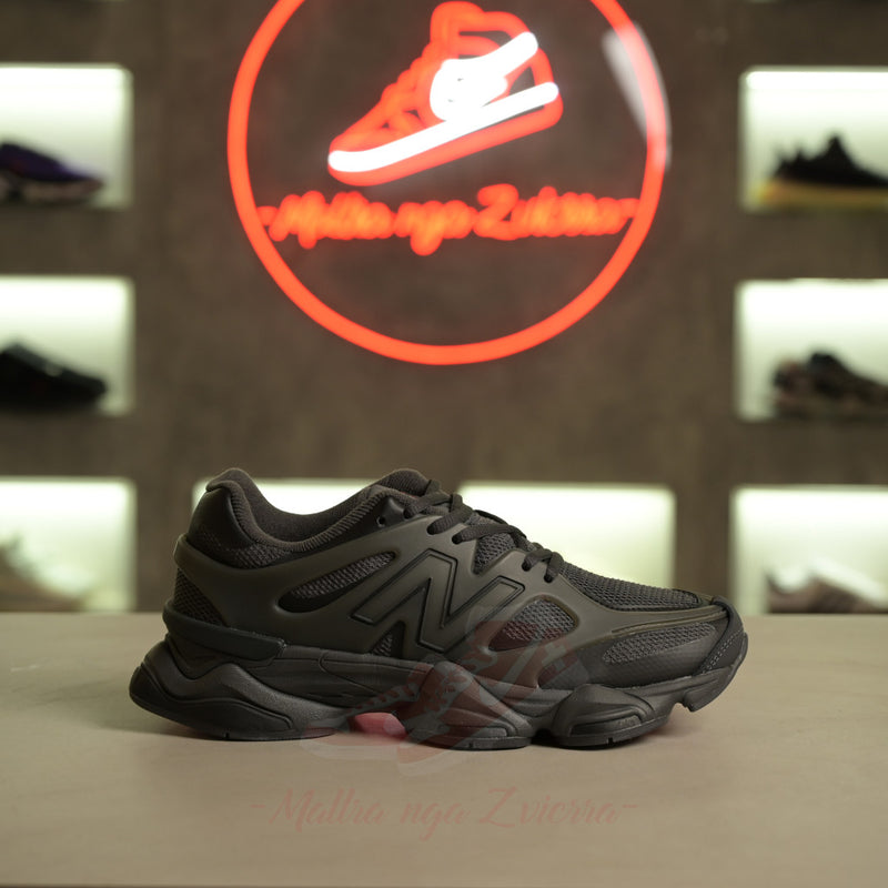 New Balance 9060 “E zezë e mbyllur / Çimento”