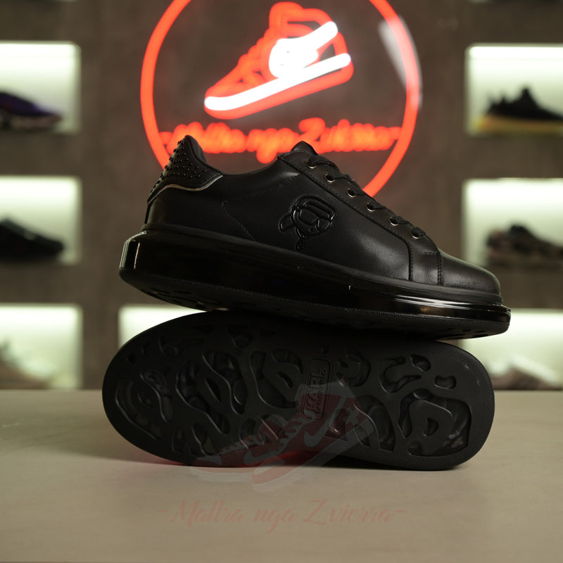Karl Lagerfeld Kapri Black Capsule